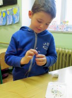 /album/a18-prosince-2014-vytvarna-dilna-pod-stromecek-dratkovani-/dratkovani-3-jpg/